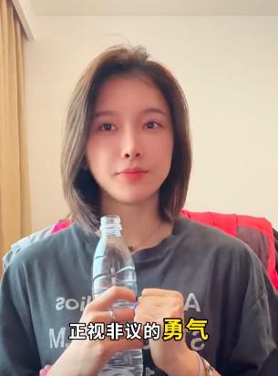 开云体育中国-吴艳妮三杯敬自己：我有正视非议的勇气，不掩饰对冠军的渴望