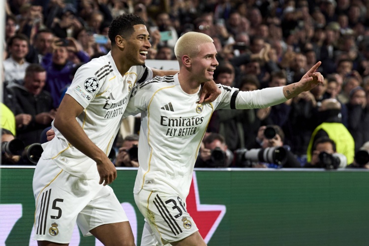 马斯坦托诺:听不懂贝林厄姆的英语但我很喜欢他,裤袜是历史最佳