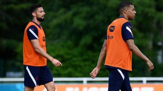 开云体育登录-姆巴佩：的确跟吉鲁吵过 在法国队要以大局为重